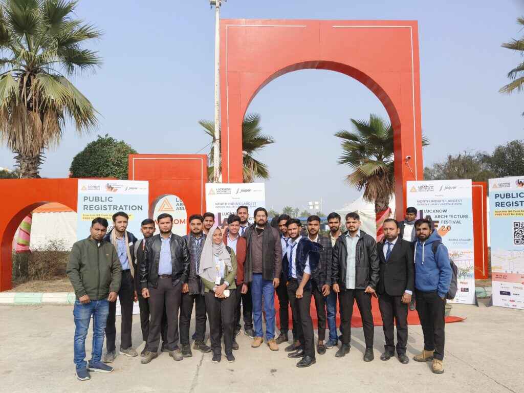 Students exploring machines during lab session – best btech mechanical engineering in Lucknow